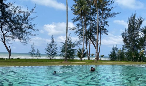 Tempat menarik di Daerah Lundu